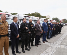 O governador Carlos Massa Ratinho Junior entregou nesta quarta-feira armas, rádios comunicadores e veículos de escolta ao Departamento Penitenciário do Paraná (Depen). O objetivo é equipar e modernizar o sistema prisional do Estado. Curitiba, 08/05/2019. Foto: José Fernando Ogura/ANPr