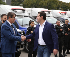 O governador Carlos Massa Ratinho Junior entregou nesta quarta-feira armas, rádios comunicadores e veículos de escolta ao Departamento Penitenciário do Paraná (Depen). O objetivo é equipar e modernizar o sistema prisional do Estado. Curitiba, 08/05/2019. Foto: José Fernando Ogura/ANPr