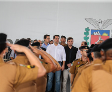O governador Carlos Massa Ratinho Junior  participam do Lançamento do programa Escola Segura  no Colégio Estadual Ulysses Guimarães em  Foz do Iguaçu nesta quinta-feira (09).   Foz do Iguaçu, 09/05/2019 -  Foto: Geraldo Bubniak/ANPr