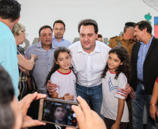 O governador Carlos Massa Ratinho Junior lança o programa Escola Segura. Foz do Iguaçu, 09/05/2019 - Foto: Geraldo Bubniak/ANPr