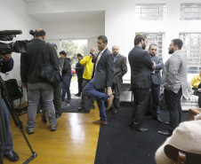 Coletiva na Delegacia de Combate a Corrupção, sobre a Operação Peça Chave. N/F: movimentação de jornalistas e advogados na delegacia.Curitiba, 28-05-19Foto: Arnaldo Alves / ANPr.