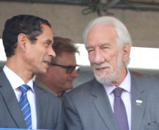 Vice-Governador e Secretário de Segurança participam do Dia do Bombeiro e entrega equipamentos para a instituição