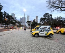 A Polícia Militar do Paraná (PM-PR) iniciou uma mega-operação (Operação 100) em Curitiba  e Região Metropolitana nesta sexta-feira (2). São 165 viaturas, 550 policiais militares de todos os batalhões espalhados pelos municípios com auxílio de motocicletas, cães, cavalos e helicóptero.  Curitiba, 02/08/2019 -  Foto: Geraldo Bubniak/ANPr