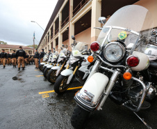 A Polícia Militar do Paraná (PM-PR) iniciou uma mega-operação (Operação 100) em Curitiba  e Região Metropolitana nesta sexta-feira (2). São 165 viaturas, 550 policiais militares de todos os batalhões espalhados pelos municípios com auxílio de motocicletas, cães, cavalos e helicóptero.  Curitiba, 02/08/2019 -  Foto: Geraldo Bubniak/ANPr