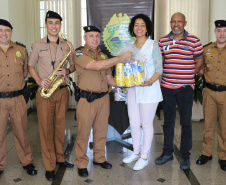 Curitiba, 12-08-2019 Entrega de Leites da Banda da PMPR Foto: entrega de leita ao Instituto AMA.