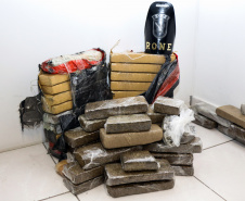 Curitiba, 02 de semtembro de 2019.  Flagrante de Tráfico de Drogas - BOPE