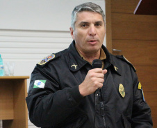Curitiba, 23 de setembro de 2019. Aula inaugural Curso de Operações taticas Verticais. Foto: discurso do Comandante Geral Pericles de Matos.