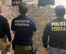 Ação conjunta de integrantes do projeto Em Frente Brasil resulta em quase uma tonelada de cocaína apreendida
