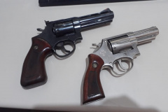 Rápida ação da PM interrompe roubo em andamento em bar na Região Metropolitana de Curitiba