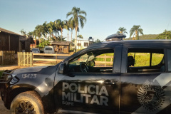PM deflagra operação contra o tráfico de drogas, furtos e roubos no Litoral; cinco pessoas são presas