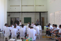 Presos da PECO recebem medalhas por campeonato de futsal
