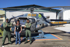 Aeronave da PM auxilia no transporte de vacinas contra a gripe em locais distantes do Paraná