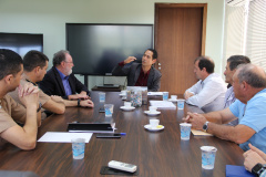 Secretário coronel Marinho recebe deputado Tercílio Turini e comitiva de Jardim Alegre