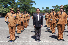 Secretário de Segurança recebe medalha de Mérito de Ensino na comemoração dos 49 anos da Academia Policial Militar do Guatupê