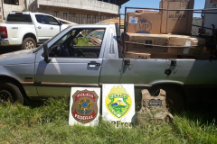 Durante operação na fronteira, BPFron e BOPE apreendem nove mil maços de cigarros em porto clandestino no Oeste do estado