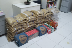 Em Londrina (PR), PM entrega donativos ao CEI Iracema Helena Campregher