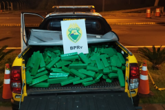 BPRv intercepta carro carregado com quase 240 quilos de maconha no Norte do estado