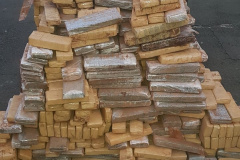 PCPR e PRF apreendem cerca de uma tonelada de maconha em São Paulo