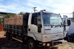 Caminhão carregado com 216 caixas de cigarros é apreendido pela PM no Sudoeste do estado