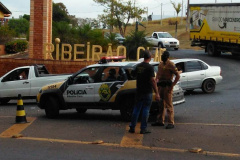 Durante fase da Operação Ostensividade II no Norte Pioneiro do Paraná, drogas são apreendidas e cidadãos são orientados