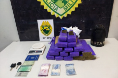 Operação Tático Móvel apreende mais de 11 quilos de drogas e aborda mais de 500 pessoas em Curitiba