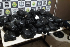 Carro carregado com 391 quilos de maconha é localizado pela PM em Foz do Iguaçu