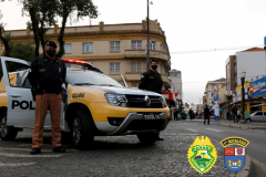 Com a Operação Centro II, PM encaminha 15 pessoas e apreende quatro quilos de drogas em Ponta Grossa