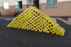  Em Londrina, PM apreende mais de 100 quilos de maconha 