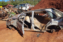  Secretaria da Segurança Pública remove veículos inservíveis do pátio da Prefeitura de Matelândia, no oeste do Paraná