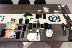 Polícias Civil e Militar e MP prendem 32 pessoas em operação de combate ao tráfico no interior do PR