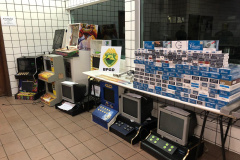 Em Piraquara, PM faz operação contra o tráfico de drogas e jogos de azar e apreende três armas