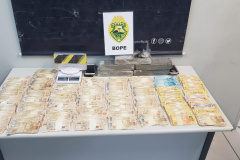  Em duas abordagens no Sítio Cercado e Novo Mundo, BOPE apreende 19 quilos de maconha e prende sete suspeitos 