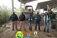 Desmatamento em área de preservação ambiental em Piraquara, na RMC, é flagrado pela PM e por agentes da prefeitura