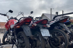 Desmanche com sete motos furtadas é descoberto pelo BPGd em Piraquara, na RMC