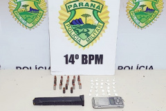  No Oeste do estado, PM prende cinco pessoas e apreende arma de fogo, munições e drogas 