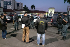 Em dois dias, ação da AIFU fecha seis estabelecimentos com aglomeração de pessoas em Curitiba