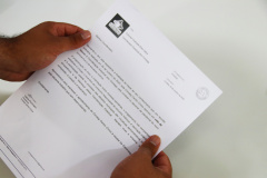 Protocolo 17.038.807-0   I - Trata-se de protocolo da CECONSEG o qual encaminha ofício nº 010/2020, do CONSEG Centro Cívico, que versa sobre “votos de louvor à Coordenação Estadual dos Consegs pela conduta no decorrer da pandemia do novo coronavírus e da escassez hídrica”;   II - Este NC/Sesp produziu material de divulgação sobre o tema e publicou no site institucional da Pasta (www.seguranca.pr.gov.br);   III - Restitua-se o presente protocolo ao Gabinete desta Secretaria, para deliberações;