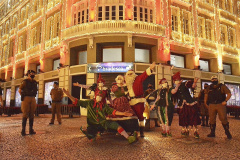 Natal Itinerante da Polícia Militar distribui mais de 4,5 mil brinquedos em bairros carentes de Curitiba