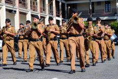 Banda de Música da PMPR faz apresentação para policiais que trabalham no administrativo no Quartel do Comando-Geral