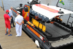 Corpo de Bombeiros recebe “ambulancha” para atuação no litoral do Paraná