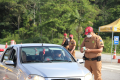 No Réveillon de 2021, Batalhão Rodoviário atende acidentes de trânsito e apreende drogas no Litoral