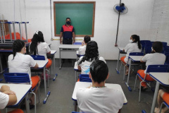 Penitenciária Feminina de Foz do Iguaçu viabiliza projetos para cursos de graduação e trabalho às presas da unidade
