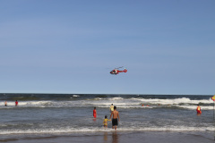 Unidade aérea da PM no Litoral garante agilidade no atendimento durante o feriadão