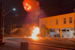 PM faz treinamento simulado de roubo a banco em São José dos Pinhais