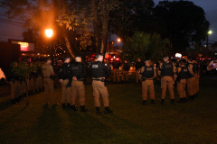 Polícia Militar fiscaliza bares e restaurantes de Curitiba durante Operação Garantia