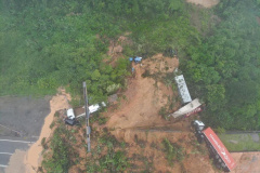  Governo do Paraná divulga telefones de contato para familiares das vítimas da BR-376