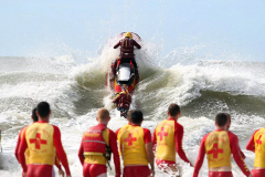 Com a proximidade do verão, Corpo de Bombeiros reforça dicas para evitar afogamento 