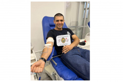 Soldados em formação da Polícia Militar fazem doação de sangue em Cianorte