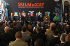  Secretários de cinco estados defendem maior integração contra os crimes nas regiões de fronteira