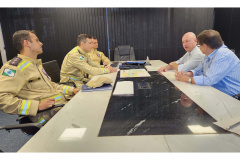  Novo comandante do 8º Grupamento de Bombeiros visita Portos do Paraná 